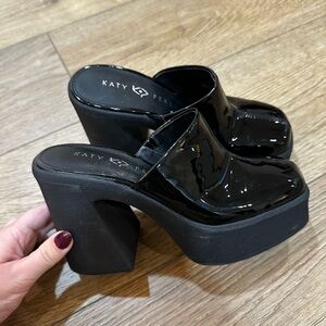 Katy Perry Collections Glossy Black Platform Clogs